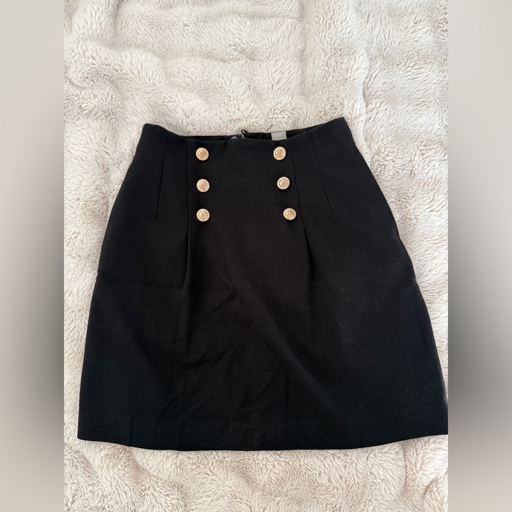 H&M front button skirt